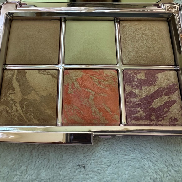 Hourglass Ambient Lighting Edit - Volume 4 Brand New in Box - Picture 2 of 13